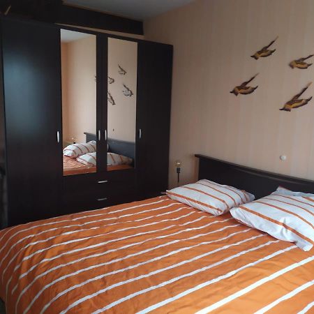 Chez Fabienne T1 Le Breuil-sur-Couze Exterior foto