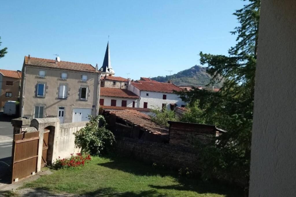 Chez Fabienne T1 Le Breuil-sur-Couze Exterior foto