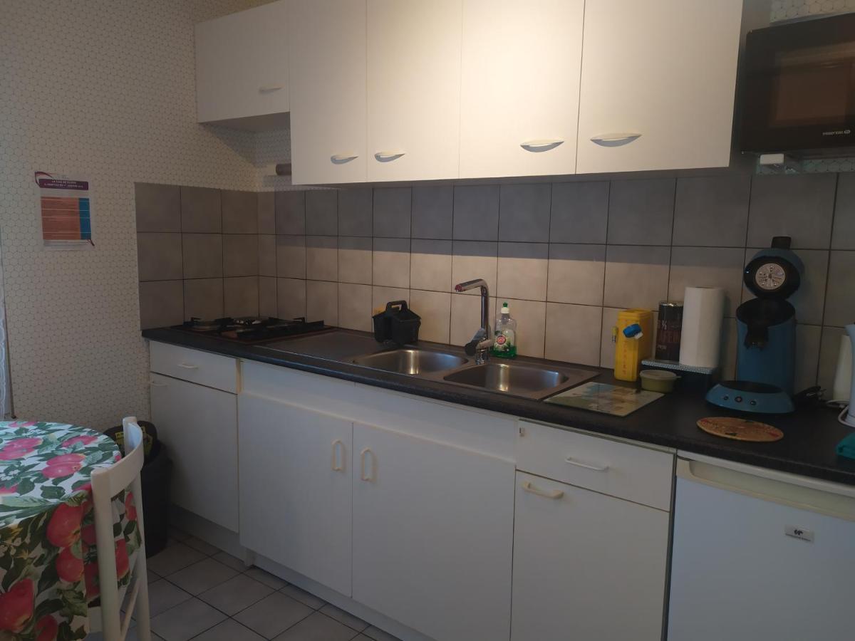 Chez Fabienne T1 Le Breuil-sur-Couze Exterior foto